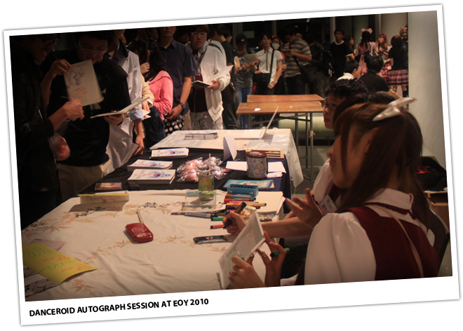 Autograph session at EOY 2010